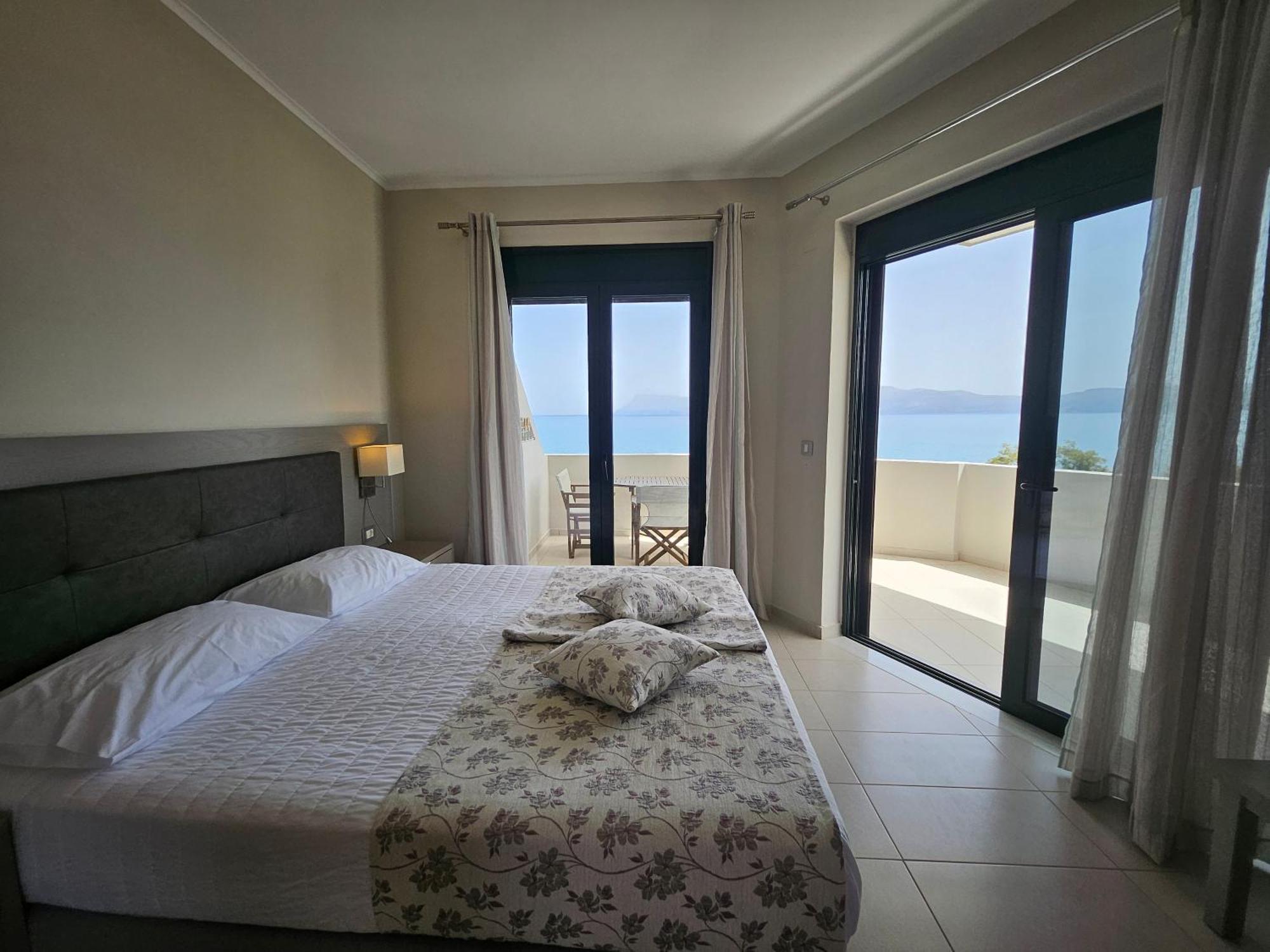 Christina Beach Hotel Kíssamos Buitenkant foto