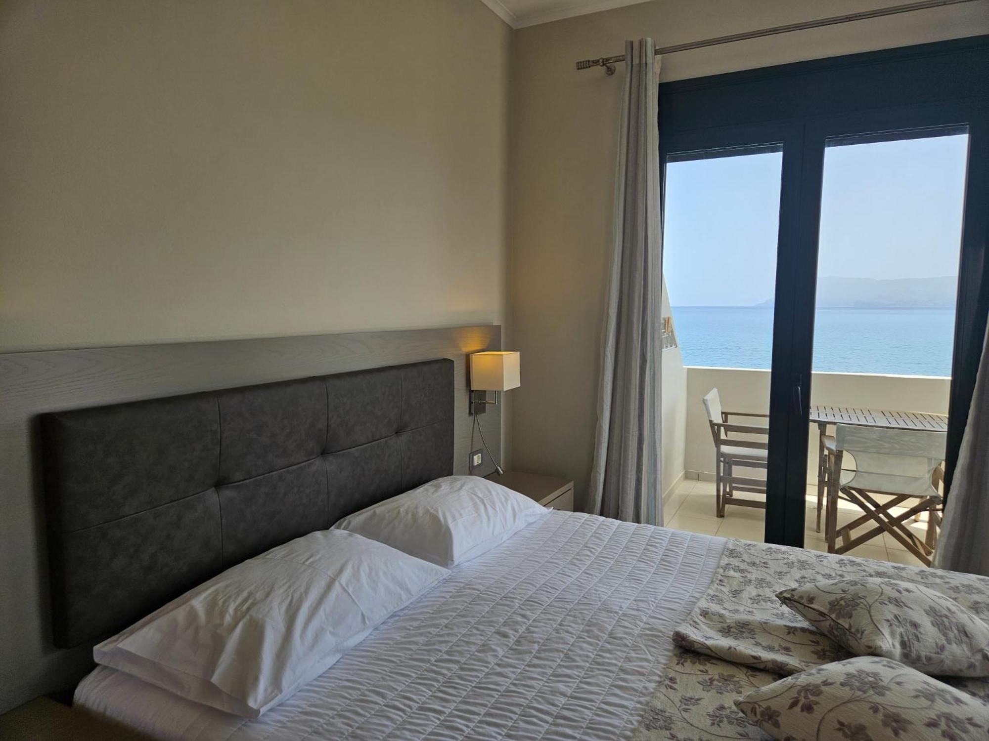 Christina Beach Hotel Kíssamos Buitenkant foto